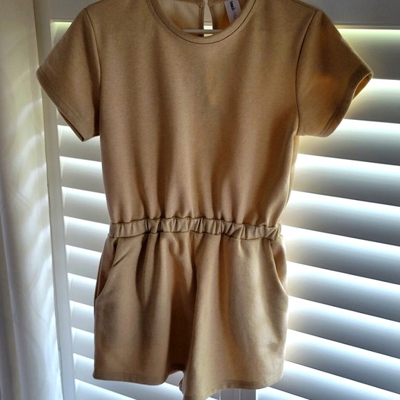 Smash & Tess Backyard Shorty Romper Size S - Picture 3 of 4